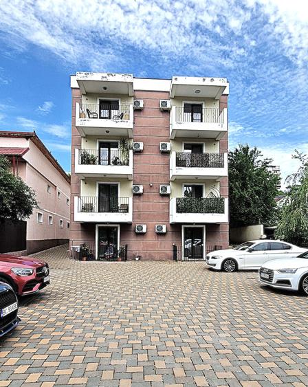 Apartament cu 2 camere semidecomandat în Palat