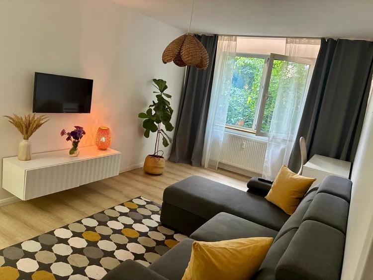 Apartament 3 Camere /10 minute Metrou / Crangasi - 1