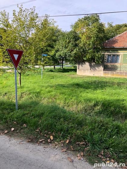 Casă cu 4 camere în Șicula
