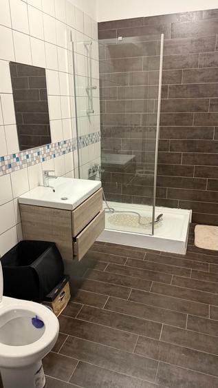 Apartament cu 2 camere decomandat în Florești