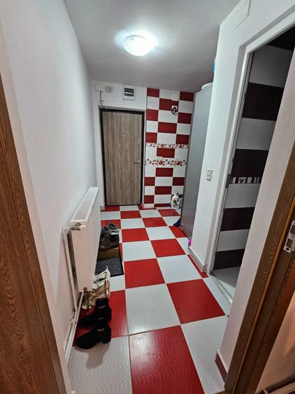 Apartament cu 2 camere nedecomandat în Central