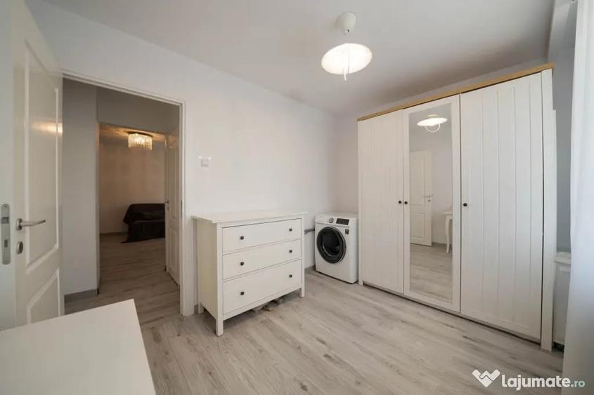 Apartament cu 3 camere decomandat în Ștefan cel Mare