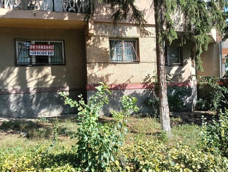 Apartament cu 3 camere decomandat în Ultracentral