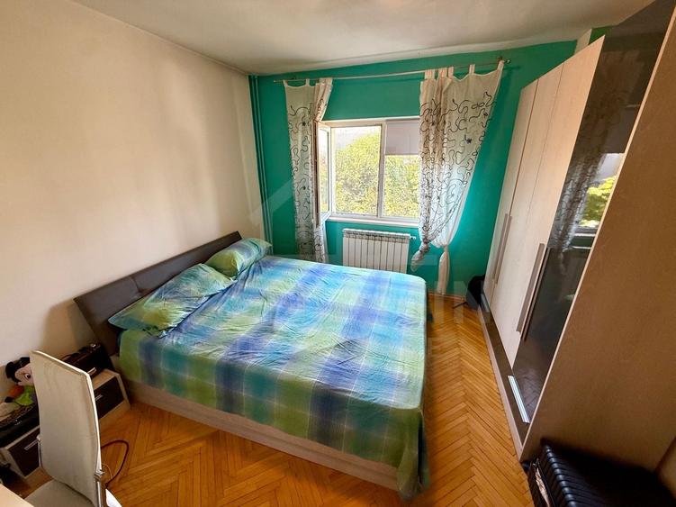 Apartament cu 3 camere decomandat, mobilat în 1 Mai