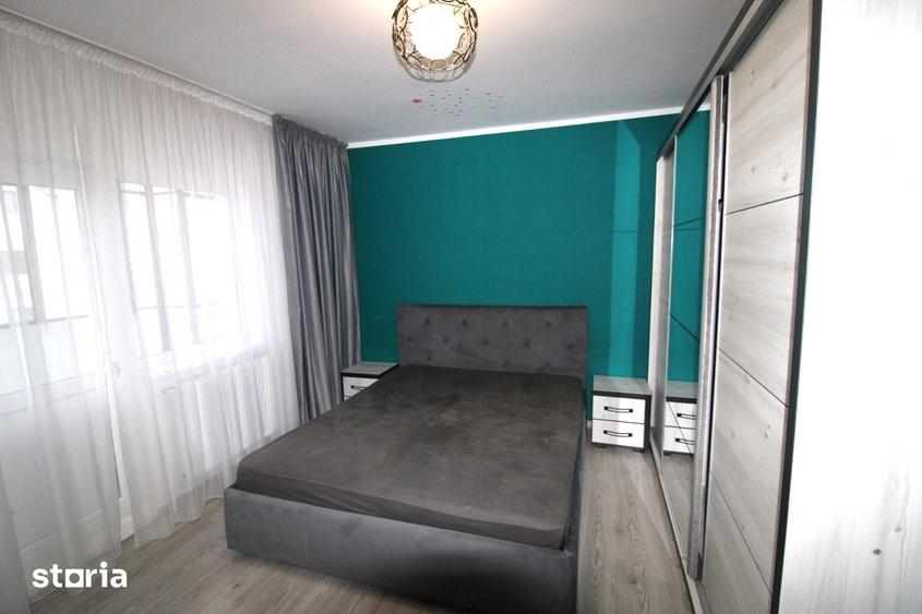 Apartament cu 2 camere decomandat în Micro 17