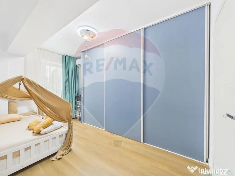 Apartament cu 3 camere decomandat în Fizicienilor
