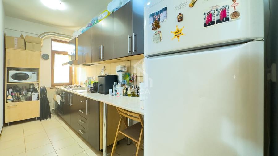 Apartament cu 2 camere, mobilat în Păcii