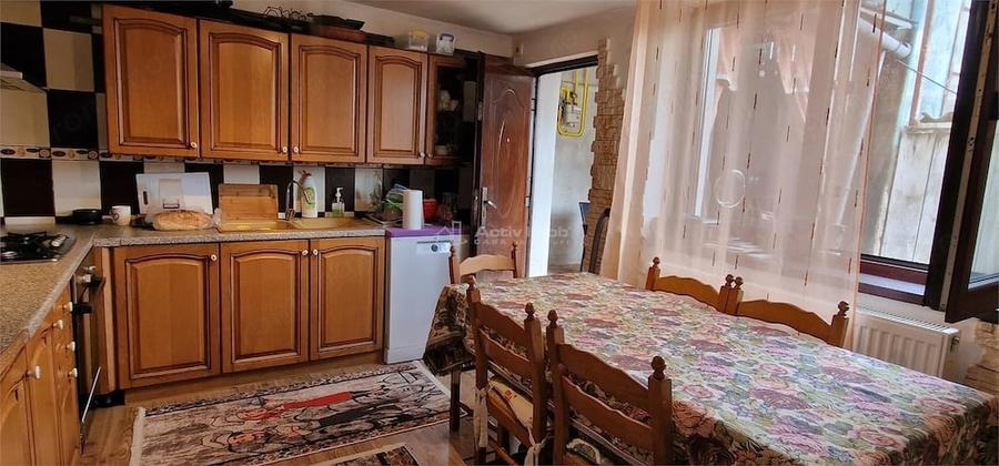 Casă cu Teren 482 Mp în Ultracentral