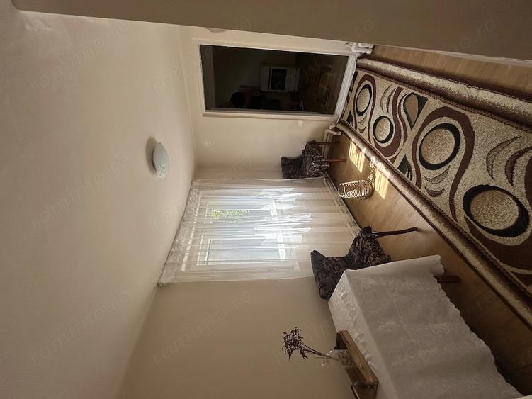 Casă cu 3 camere cu Teren 70 Mp în Palas