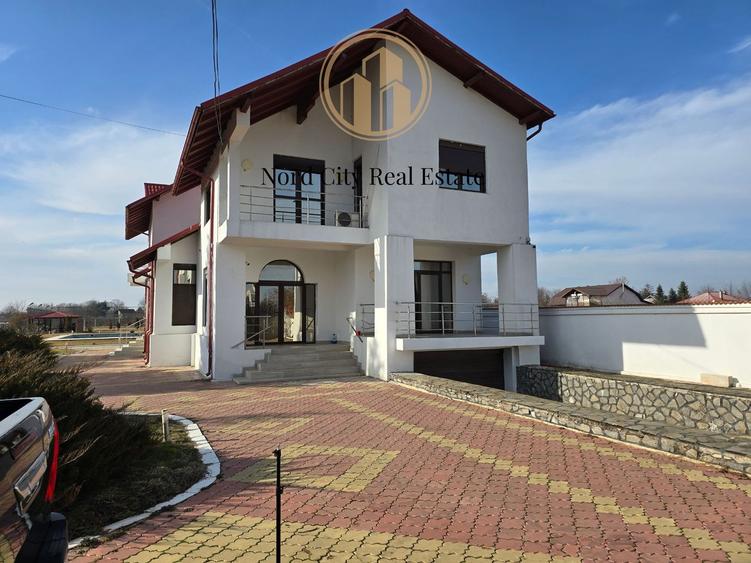 Casă individuală cu 5 camere cu Canalizare în Izvorani