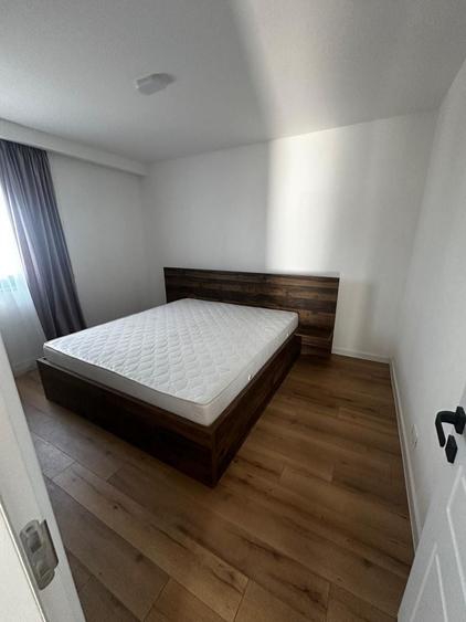 Duplex cu 5 camere cu Canalizare în Clinceni