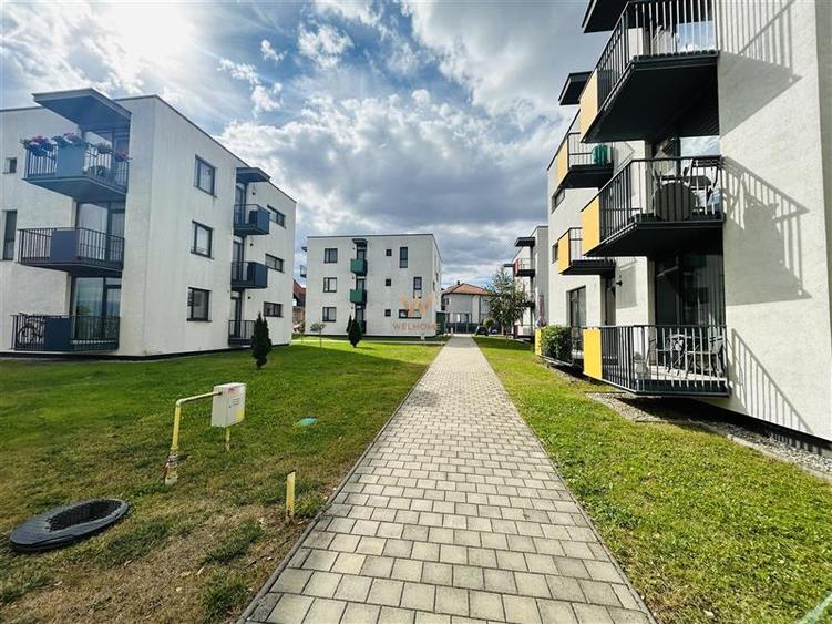 Apartament cu 3 camere decomandat în Șelimbăr