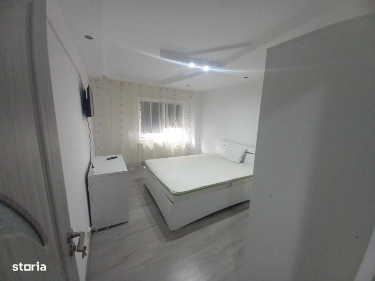 Garsonieră decomandată în Central