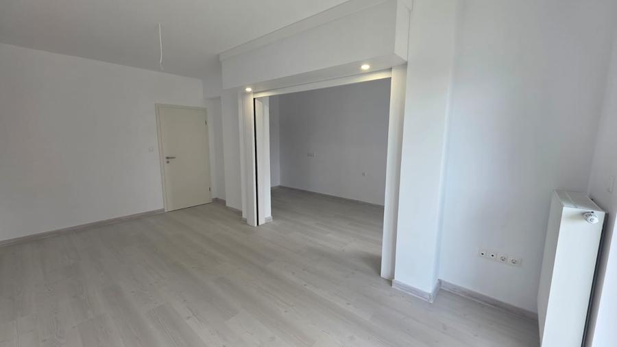 Garsonieră decomandată în Avantgarden