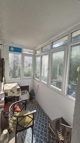 Apartament cu 3 camere decomandat, mobilat în Colentina