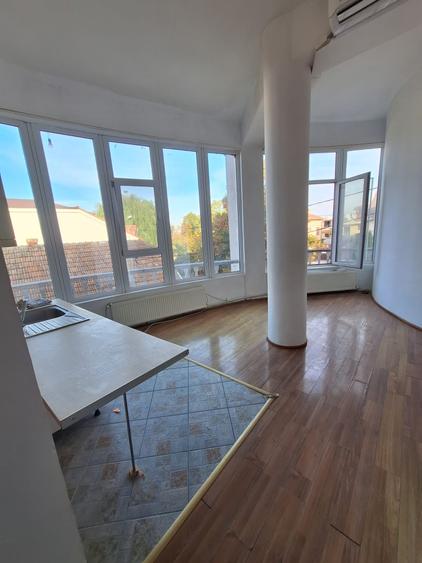 Apartament cu 2 camere nedecomandat în Mehala