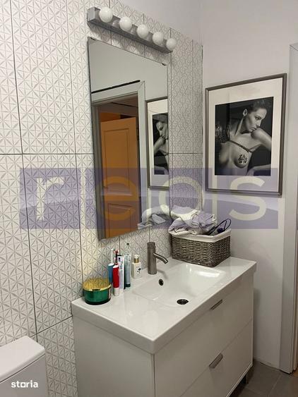 Casă cu 5 camere cu Teren 173 Mp în Polonă