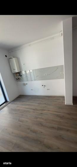 Apartament cu 3 camere în Tolstoi