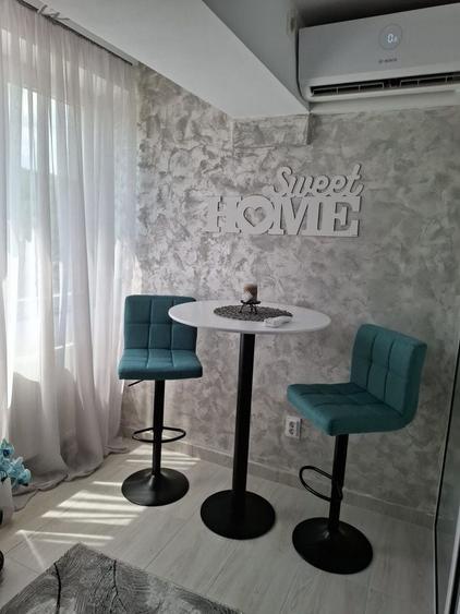 Apartament cu 3 camere decomandat în Galata