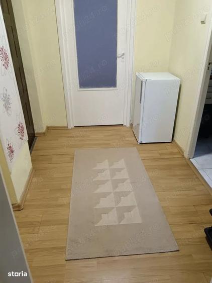 Inchiriez apartament 3 camere - 2