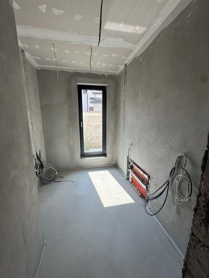 Casă cu 4 camere în Micro 3