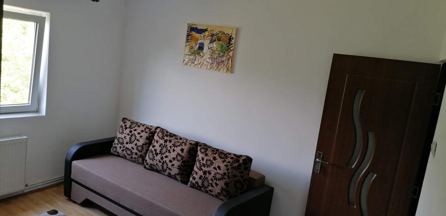 Garsonieră decomandată în Tudor