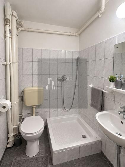 Garsonieră decomandată în Brâncoveanu