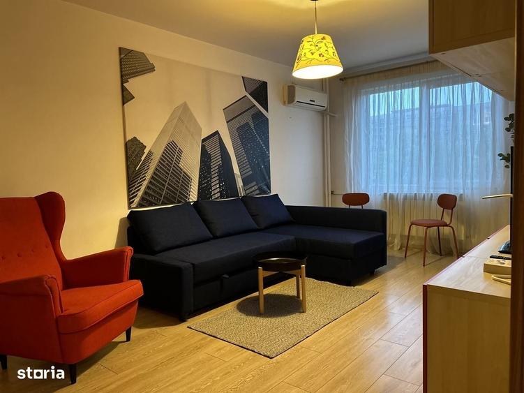 Apartament cu 3 camere decomandat în Drumul Taberei