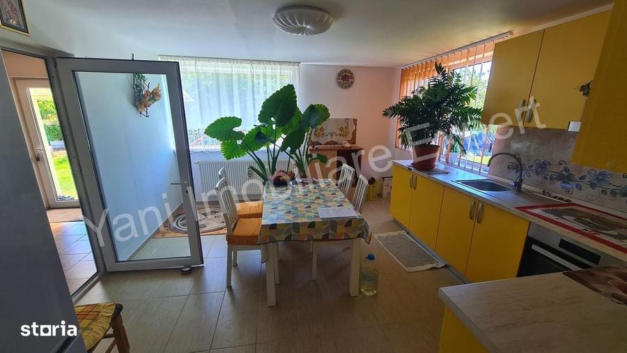 Casă cu 2 camere în Crețu