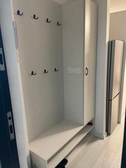 Garsonieră decomandată, mobilată în Păcii