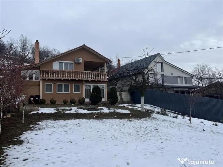 Casă cu 3 camere cu Teren 1326 Mp în Dealuri Oradea