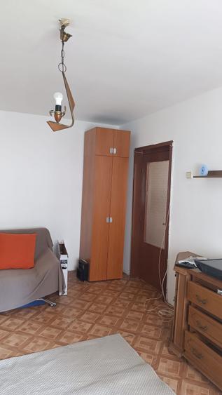 Garsonieră decomandată în Lujerului