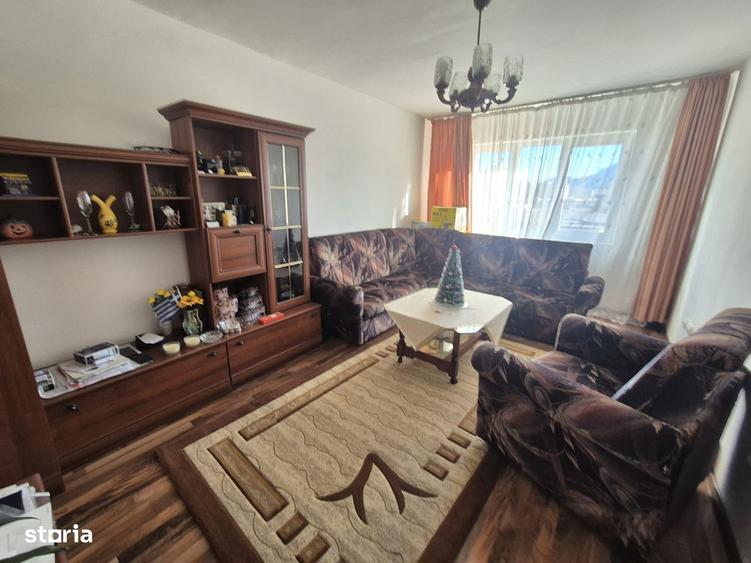 Apartament cu 3 camere decomandat, mobilat în Astra