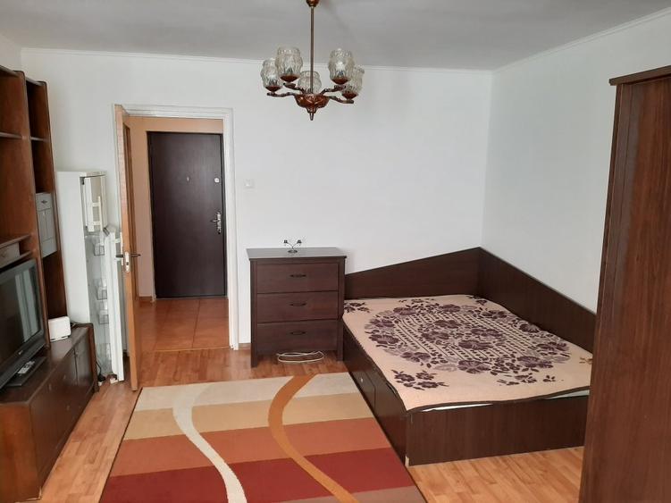 Garsonieră semidecomandată, mobilată în Drumul Taberei