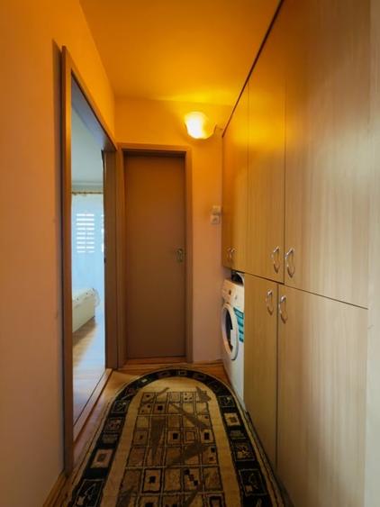 Apartament cu 3 camere semidecomandat, mobilat în Șagului