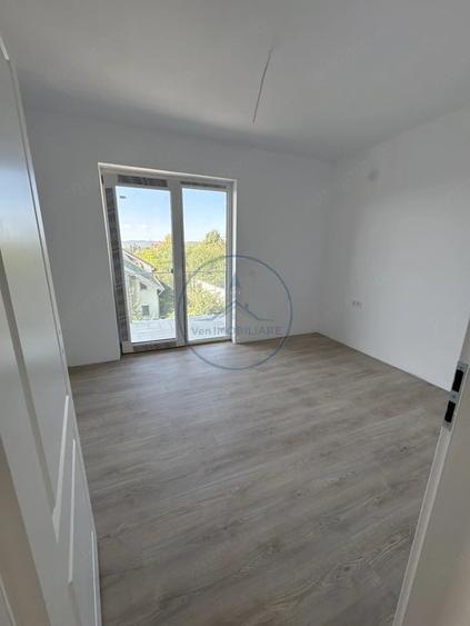 Apartament cu 3 camere decomandat în Cetății