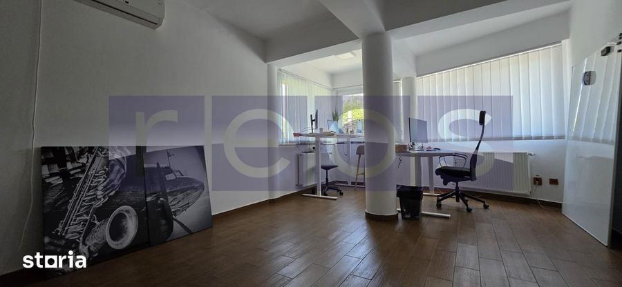Casă cu 7 camere cu Teren 320 Mp în Pantelimon