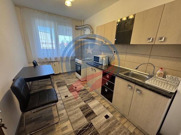 Apartament decomandat, ultracentral – etaj 2, mobilat și utilat complet - 1