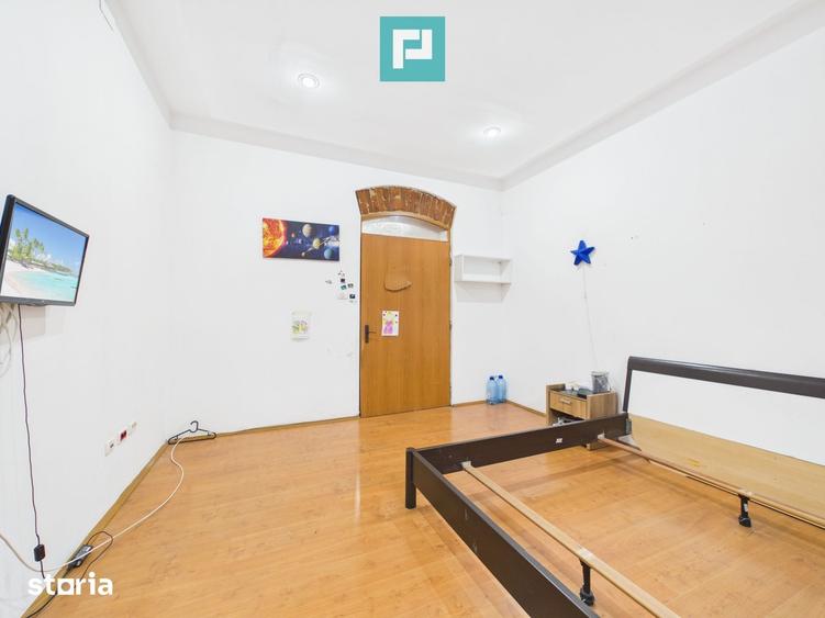 Apartament cu 4 camere în Central