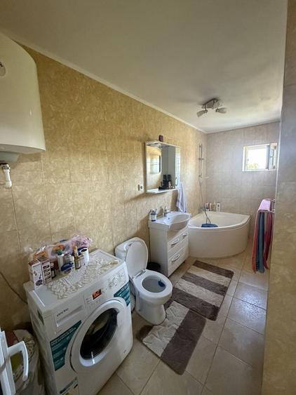 Apartament cu 3 camere în Gemenele