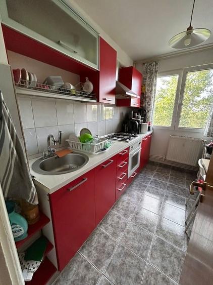 Apartament cu 2 camere semidecomandat, mobilat în Nicolae Grigorescu