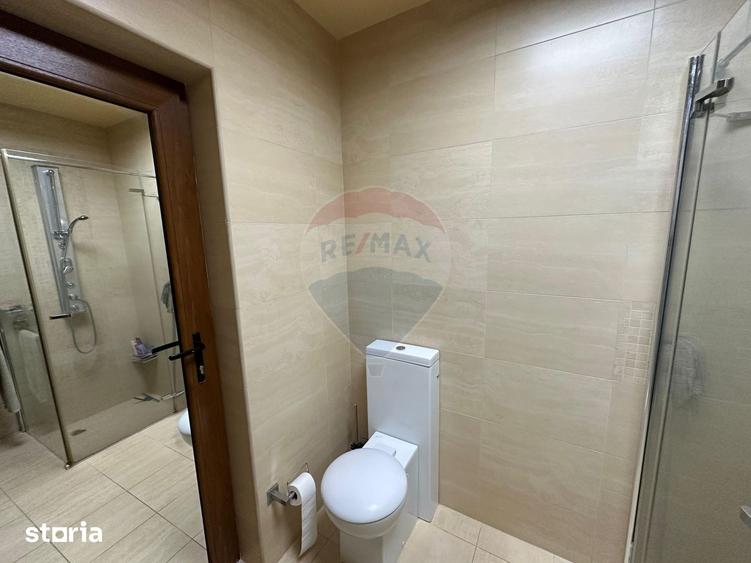 Casă cu 4 camere cu Teren 150 Mp în Central