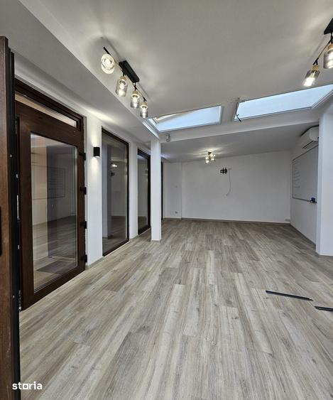 Spațiu comercial, de 120 mp, în Gării
