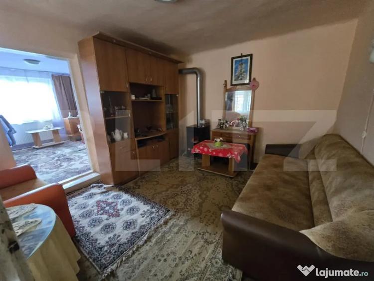 Casă cu 2 camere cu Teren 719 Mp în Chinari