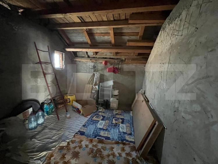 Casă individuală cu 5 camere cu Canalizare în Popoveni