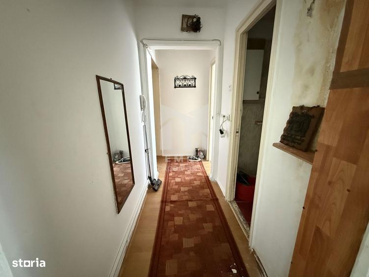 Apartament cu 3 camere nedecomandat în Central