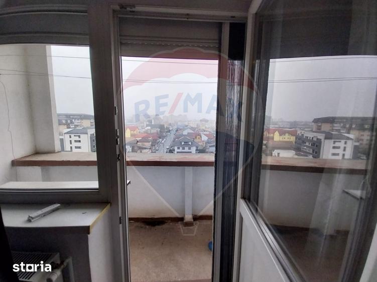 Apartament cu 3 camere decomandat în Calea Severinului