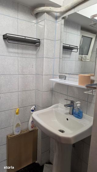 Apartament cu 3 camere în Centrul Civic