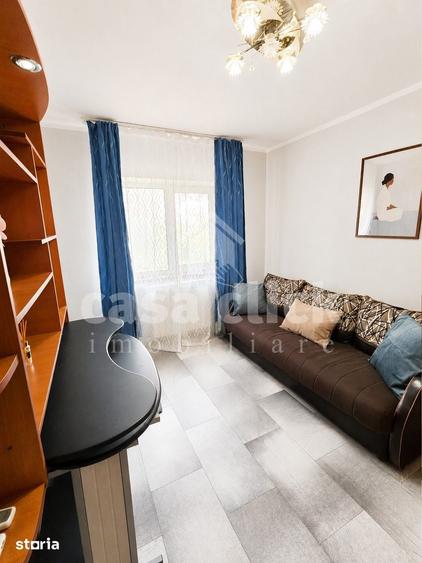 Apartament cu 3 camere decomandat în Piața Centrală