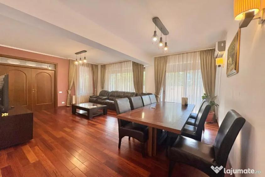 Apartament cu 3 camere semidecomandat în Bucureștii Noi
